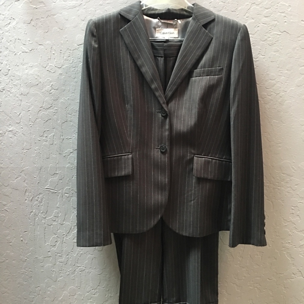 Calvin Klein (Sz 8) Women's Pants Suit